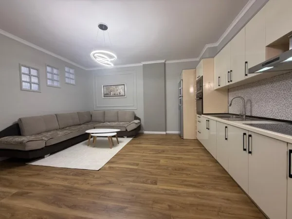 Tirane, shitet apartament 2+1 , 90 m² 143.000 € 