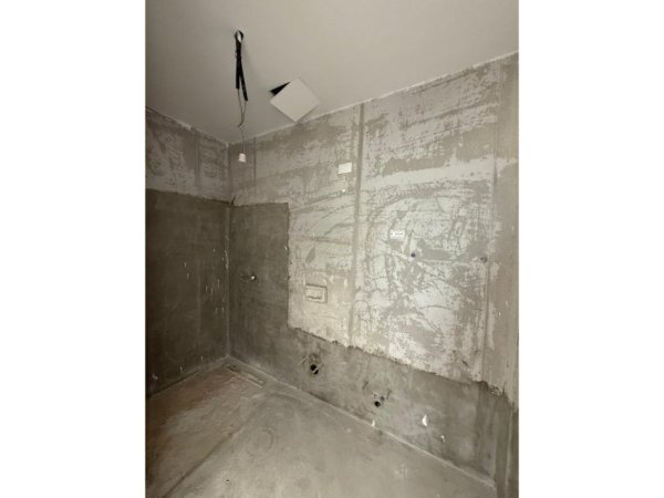 Tirane, shitet apartament 3+1+Aneks+Ballkon Kati 9, 200 m² 620.000 € (Lake View)