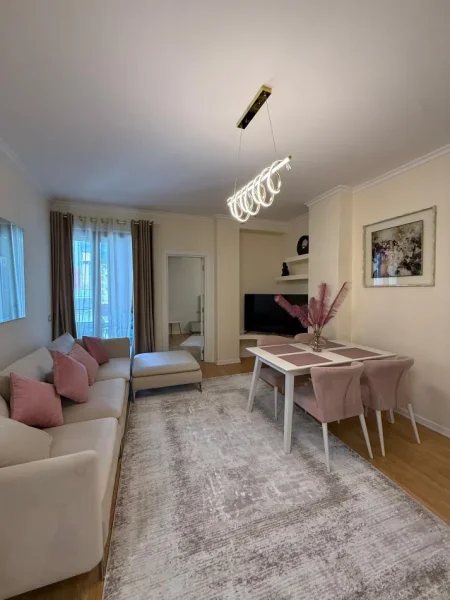 Tirane, jepet me qera apartament 2+1+Aneks+Ballkon Kati 8, 110 m² 1.200 € (Rruga Kosovareve)