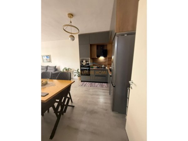 Tirane, shitet apartament 2+1+Ballkon Kati 2, 84 m² 119.000 € (Unvers City, QTU)