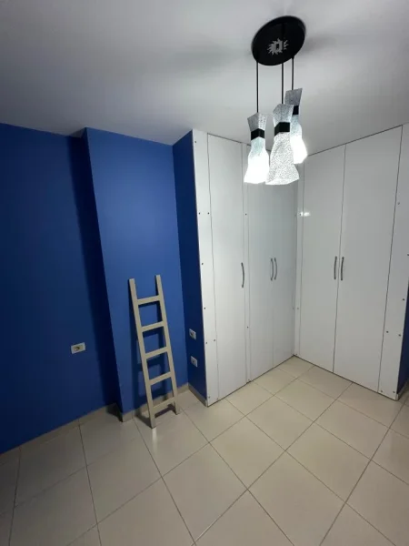 Tirane, shitet apartament 2+1 Kati 8, 90 m² 140.000 € 