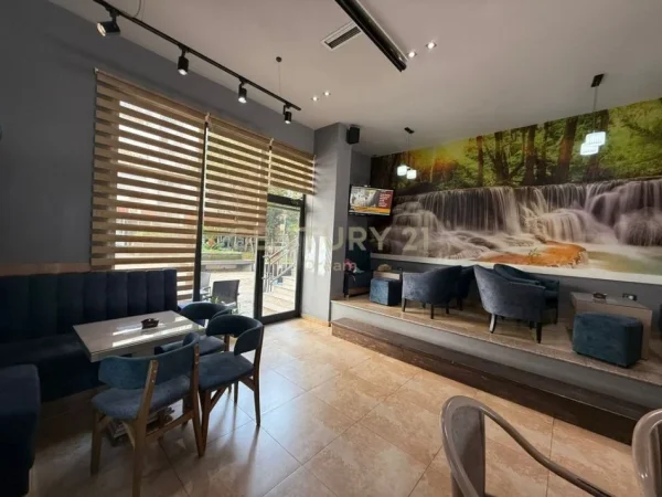 Tirane, shitet bar-kafe Kati 0, 106 m² 310.000 € (Rruga e Dibres (Prane Kommisariatit 4))