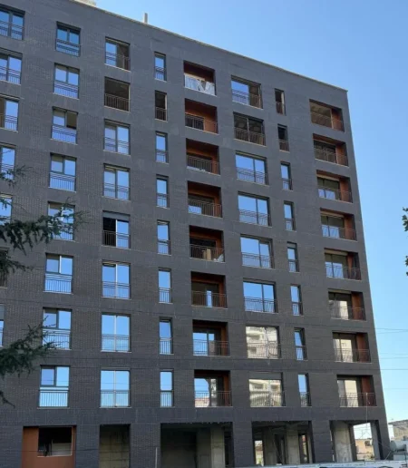 Tirane, jepet me qera dyqan Kati 0, 300 m² 4.000 € (Fusha e Aviacionit)