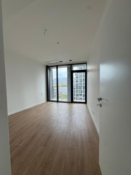 Tirane, jepet me qera zyre , 90 m² 1.500 € (Lake View Residences)