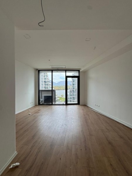 Tirane, jepet me qera zyre , 90 m² 1.500 € (Lake View Residences)