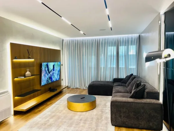 Tirane, shitet apartament 2+1+Ballkon Kati 2, 105 m² 247.000 € (perball Delijorgjit)