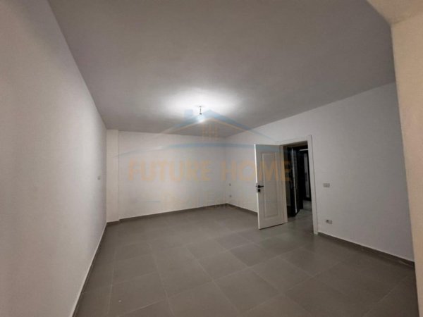 Durres, shitet apartament 2+1 Kati 1, 86 m² 102.816 € 
