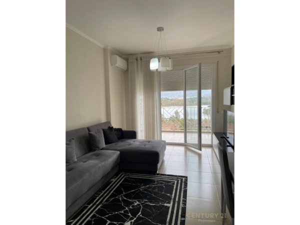 Tirane, jepet me qera apartament 2+1+Aneks+Ballkon Kati 2, 93 m² 650 € (Kopshti Botanik)