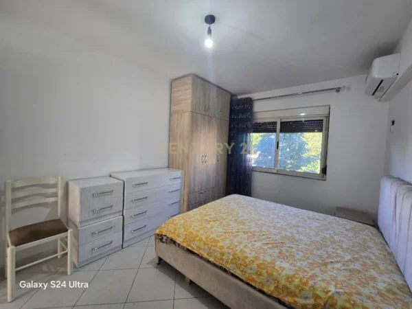 apartament 1+1 durres, pran spitalit cmimi 330 €