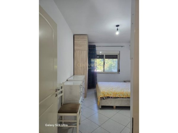 apartament 1+1 durres, pran spitalit cmimi 330 €