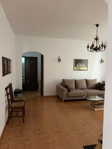 Tirane, jepet me qera apartament 1+1 Kati 5, 60 m² 500 € (Ish Stacioni Trenit)
