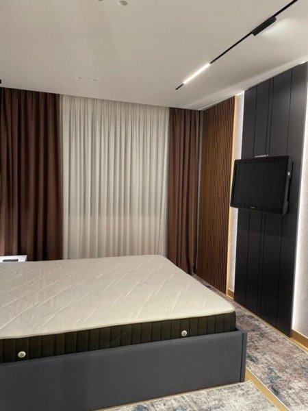 Tirane, jepet me qera apartament 2+1 Kati 5, 113 m² 700 € (Astir)