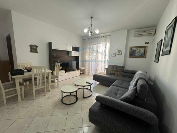 Tirane, jepet me qera apartament 2+1 Kati 5, 92 m² 550 € (ASTIR)