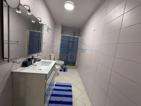 Tirane, shitet apartament 1+1 Kati 5, 83 m² 127.000 € 