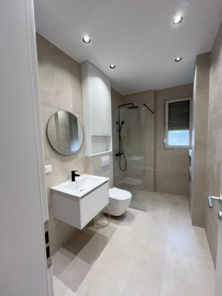 Durres, shitet apartament 2+1+Ballkon Kati 2, 93 m² 128.000 € 