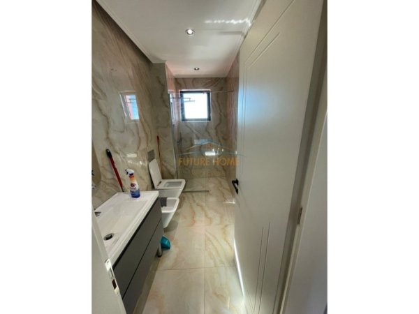 Tirane, jap me qera apartament 2+1+Ballkon Kati 2, 105 m² 800 € (JORDAN MISJA)