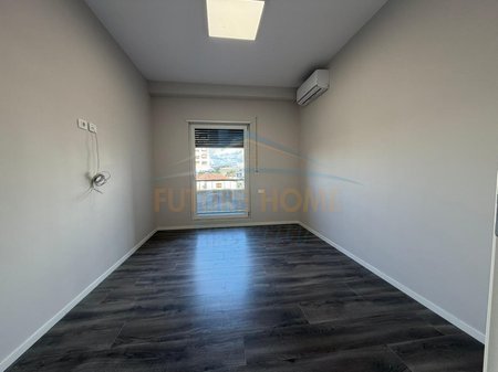 Tirane, shitet apartament 2+1 Kati 1, 86 m² 210.000 € 
