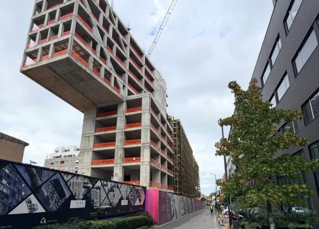 Tirane, shes apartament 1+1+Ballkon Kati 4, 81 m² 196.000 € (Soho Towers)