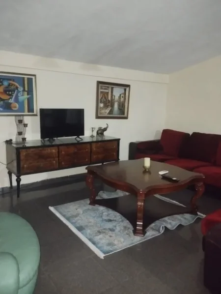 Tirane, jepet me qera apartament 2+1 Kati 4, 100 m² 450 € 