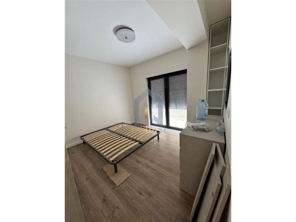 Tirane, shes apartament 3+1+Ballkon Kati 3, 219 m² 330.000 € (Kodra e Dielli 2)