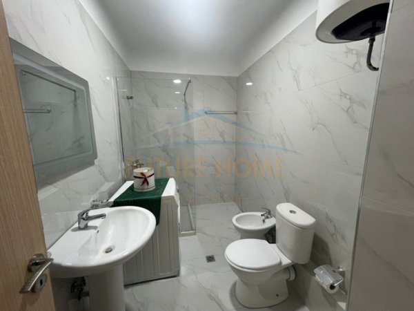 Tirane, jepet me qera apartament 1+1 Kati 3, 60 m² 450 € 