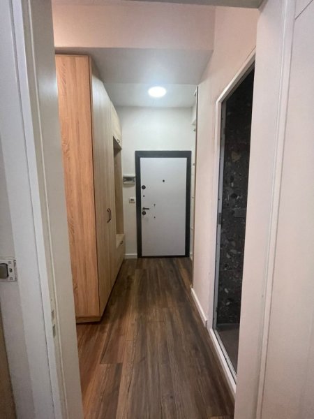 Shqiperi, jepet me qera apartament 1+1 Kati 3, 65 m² 500 € (Brryli)