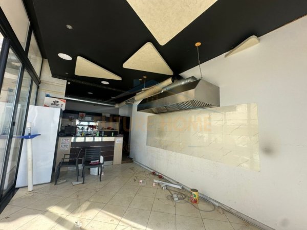 Durres, jepet me qera ambjent biznesi Kati 1, 55 m² 692.085.962 € 