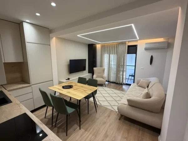 Tirane, jepet me qera apartament 2+1 , 90 m² 800 € 