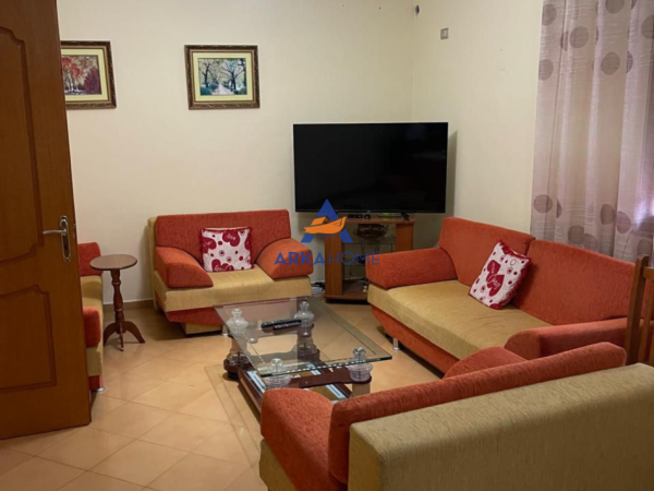 Tirane, shitet Vile 2 Katshe Kati 2, 300 m² 237.000 € 