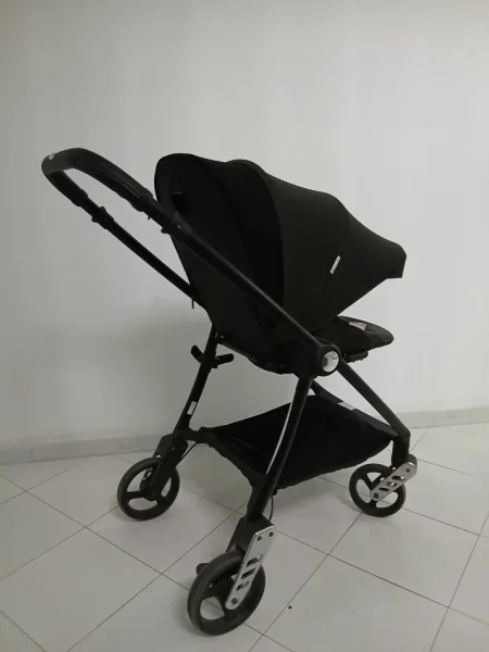 Tirane, shes Karroce per femije 100 €