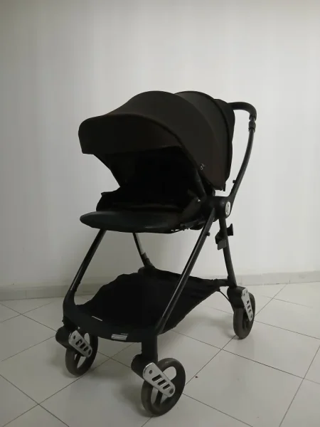 Tirane, shes Karroce per femije 100 €