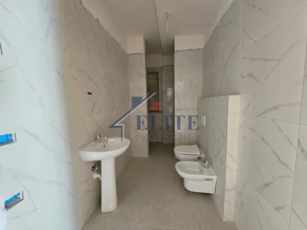 Tirane, shitet apartament 1+1+Ballkon Kati 9, 81 m² 107730 € (Urban Gate)