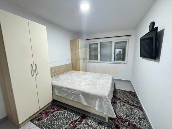 Tirane, jepet me qera apartament 2+1 Kati 3, 84 m² 450 € 