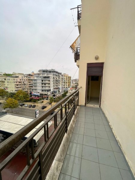 Durres, shes apartament 1+1+Ballkon Kati 6, 80 m² 910.000 € (PLAZH,DURRES)