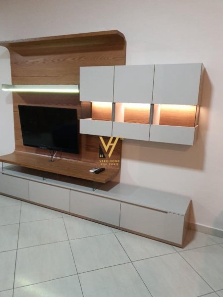 Tirane, jepet me qera apartament 2+1+Ballkon Kati 6, 116 m² 650 € (BULEVARDI GJERGJ FISHTA)