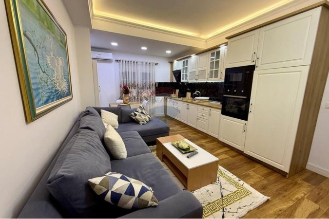 Tirane, jepet me qera apartament 1+1 Kati 4, 71 m² 750 € 