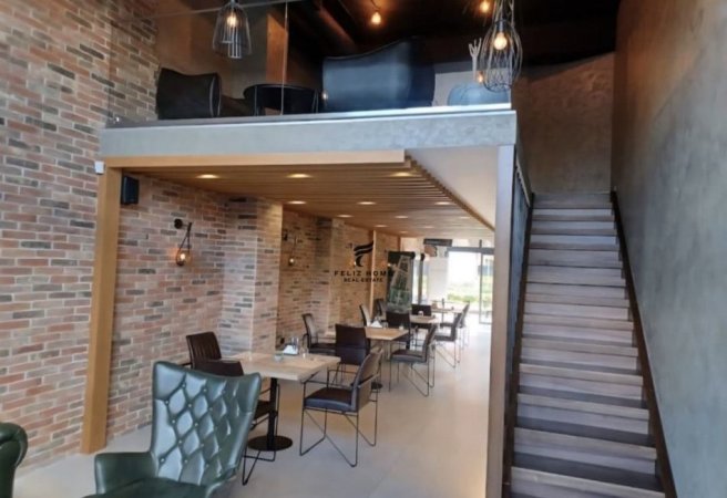 Tirane, jepet me qera ambjent biznesi Kati 0, 136 m² 1.350 € (PORCELAN)