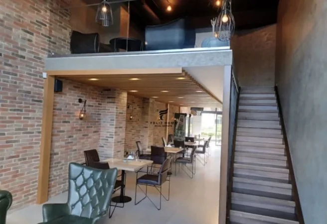 Tirane, jepet me qera ambjent biznesi Kati 0, 136 m² 1.350 € (PORCELAN)