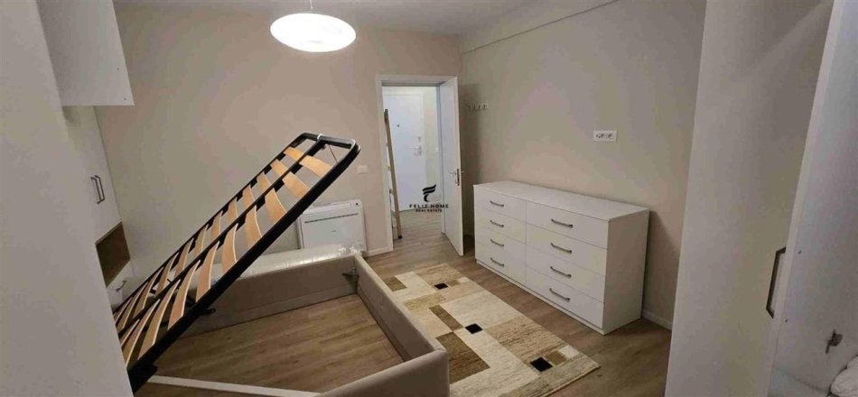 Tirane, jepet me qera apartament 2+1 Kati 3, 75 m² 820 € (MYSLYM SHYRI)