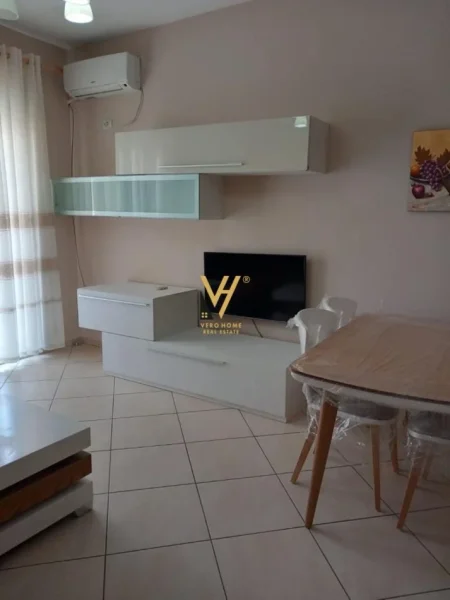 Tirane, jepet me qera apartament 2+1+Ballkon Kati 6, 110 m² 600 € (BULEVARDI GJERGJ FISHTA)