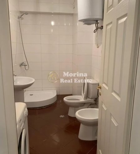 Tirane, jepet me qera apartament 1+1+Ballkon Kati 6, 80 m² 500 € (Don Bosko)