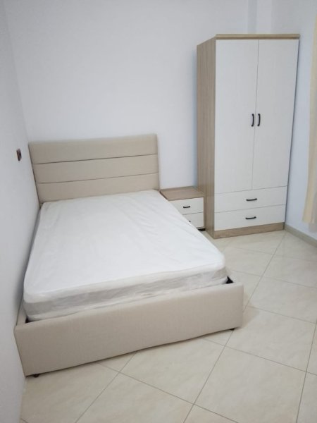 Tirane, jepet me qera garsonier Kati 2, 33 m² 270 € (SHKOZE)