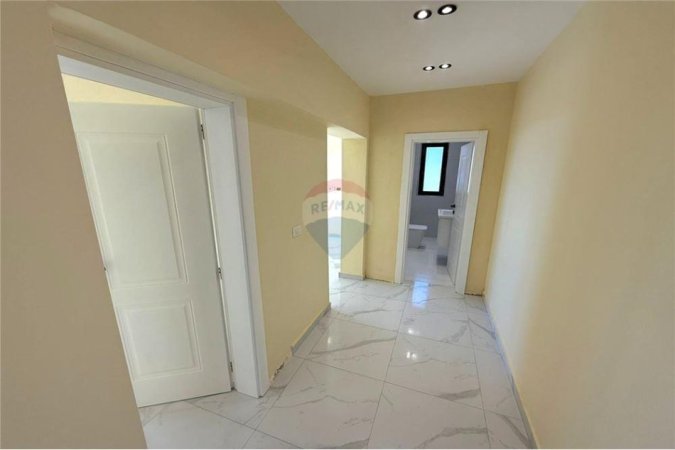 Vlore, shitet apartament 1+1 Kati 4, 60 m² 48.000 € (Novosel, Vlore)