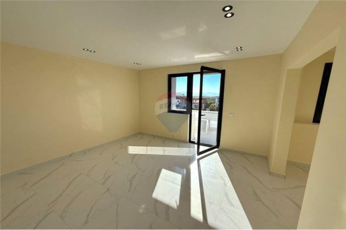 Vlore, shitet apartament 1+1 Kati 4, 60 m² 48.000 € (Novosel, Vlore)