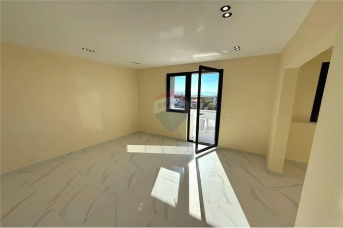 Vlore, shitet apartament 1+1 Kati 4, 60 m² 48.000 € (Novosel, Vlore)