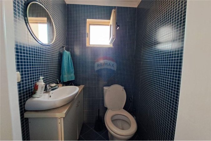 Vlore, shitet apartament duplex 3 Katshe , 234 m² 175.000 € (Ish-Gjyqi i Vjetër, Vlore)