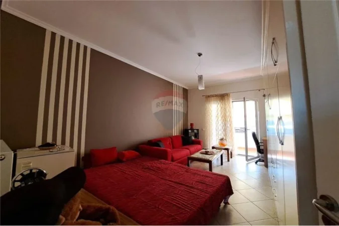 Vlore, shitet apartament duplex 3 Katshe , 234 m² 175.000 € (Ish-Gjyqi i Vjetër, Vlore)
