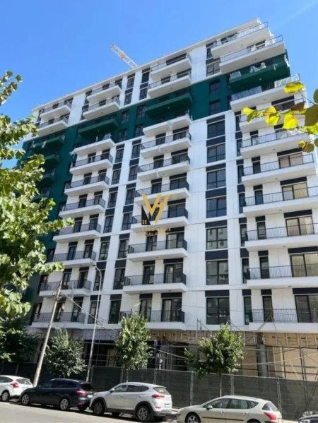 Tirane, shitet apartament 3+1+Ballkon Kati 10, 137 m² 560.000 € (KOMUNA E PARISIT)