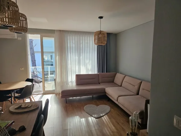 Gjiri Lalezit | Hamallaj, shes apartament 1+1 Kati 2, 78 m² (San Pietro Resort)