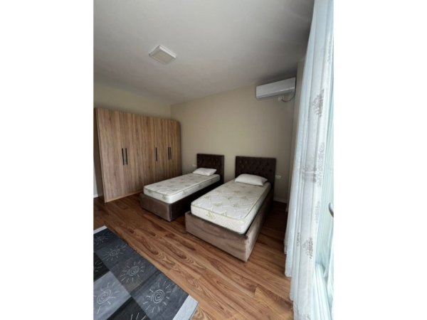 Tirane, jepet me qera apartament 2 Katshe Kati 2, 800 m² 1.600 € (Prush)